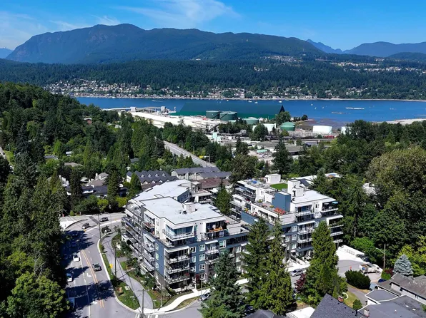 2002 Saint George St #213, Pt Moody, BC V3H 0N4