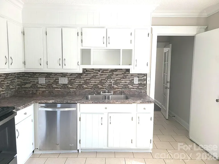 11026 Vista Haven Dr — Photo 4