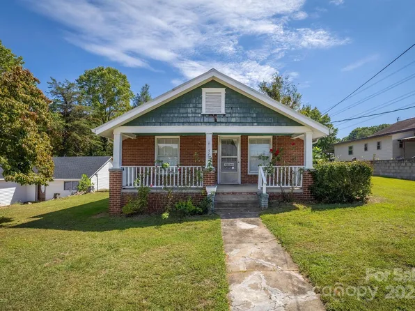 521 Praley St SW, Valdese, NC 28690