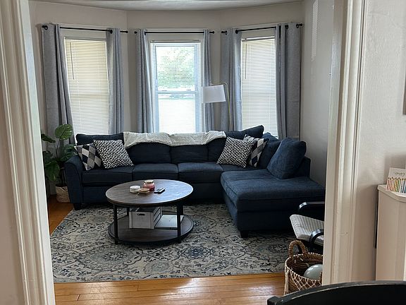 2nd image of 32 Gourley Rd Floor 1