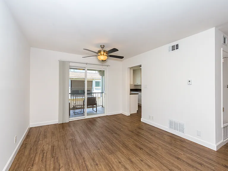 Crestview Apartment Homes — Photo 19