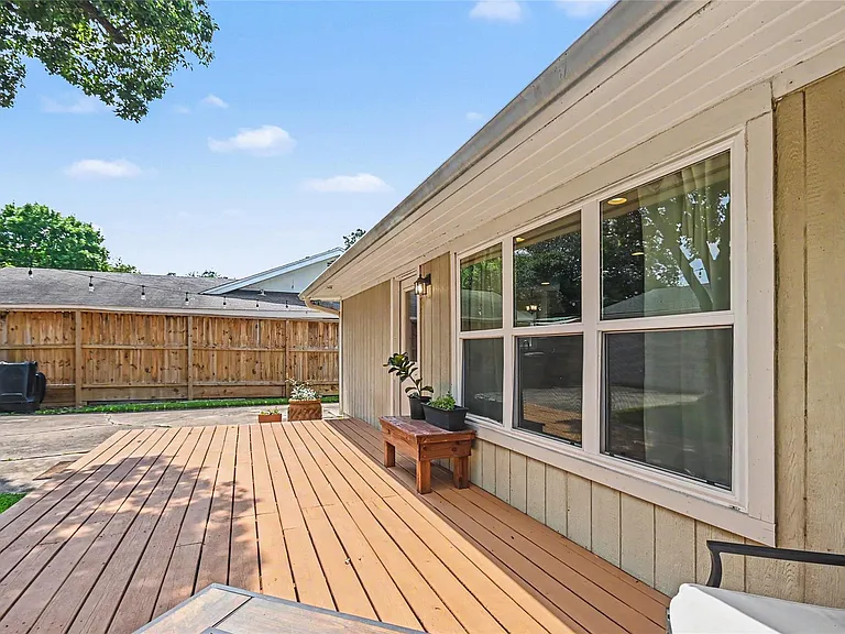4831 Stillbrooke Dr — Photo 28