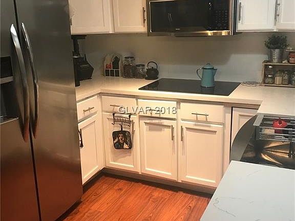 5th image of 2709 Heritage Cir