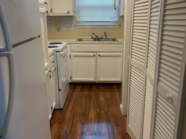 (undisclosed Address), Baton Rouge, LA 70817