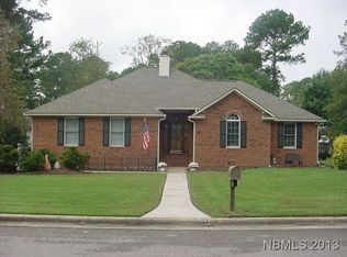520 Alexis Dr, New Bern, NC 28562
