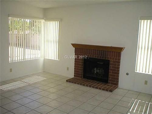 4th image of 312 Templeton Dr