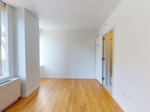 3rd image of 795 Columbus Ave APT 5M