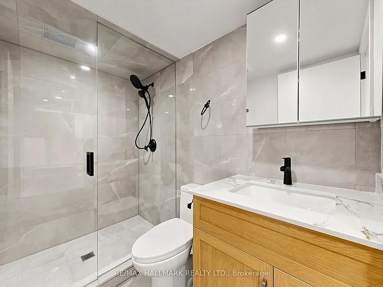 2205 Victoria Park Ave #BASEMENT — Photo 10