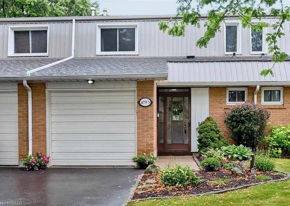 1st image of 479 Woodview Rd #3