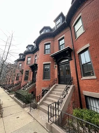 93 East Brookline Street - 2 — Photo 3