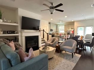 1821 Edgehill Dr, Lithonia, GA 30058
