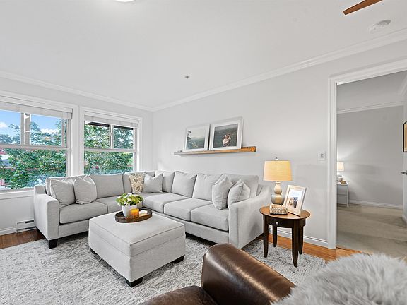 2nd image of 310-3355 Rosemary Heights Dr #310