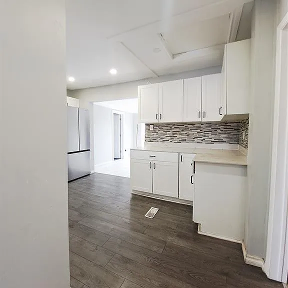 1621 California Ave — Photo 8