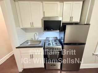 16 Kensington Ave #1H, Jersey City, NJ 07304