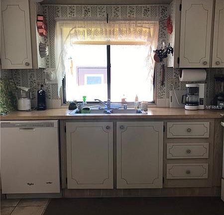5th image of 3650 Lake Ellen Dr
