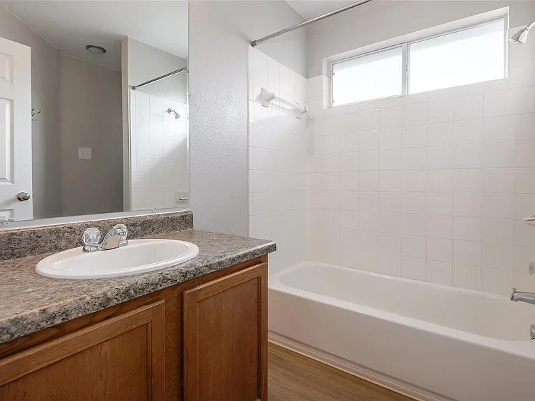 1715 Lost Maples Loop — Photo 20