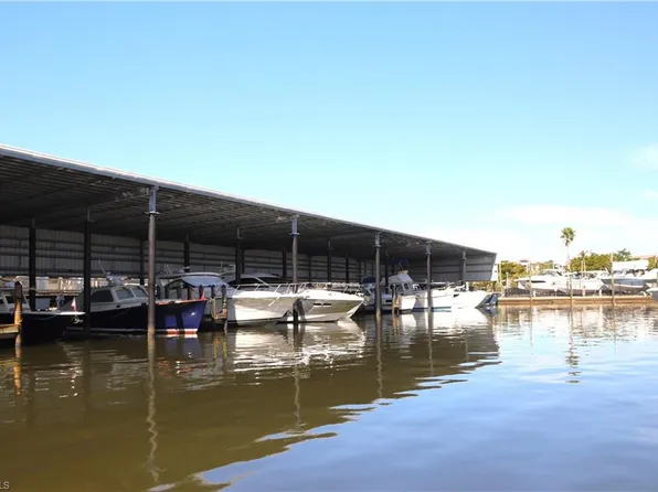 705 11th ST S, NAPLES, FL 34102