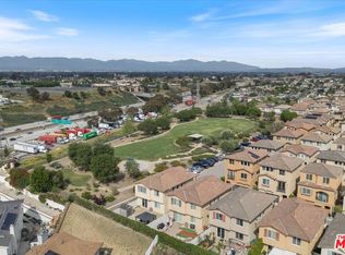 11926 Olive Glen Ln, Los Angeles, CA 90047