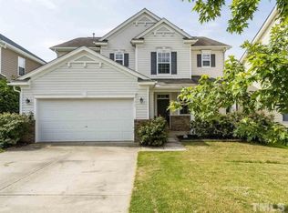 213 Ashdale Dr, Fuquay Varina, NC 27526