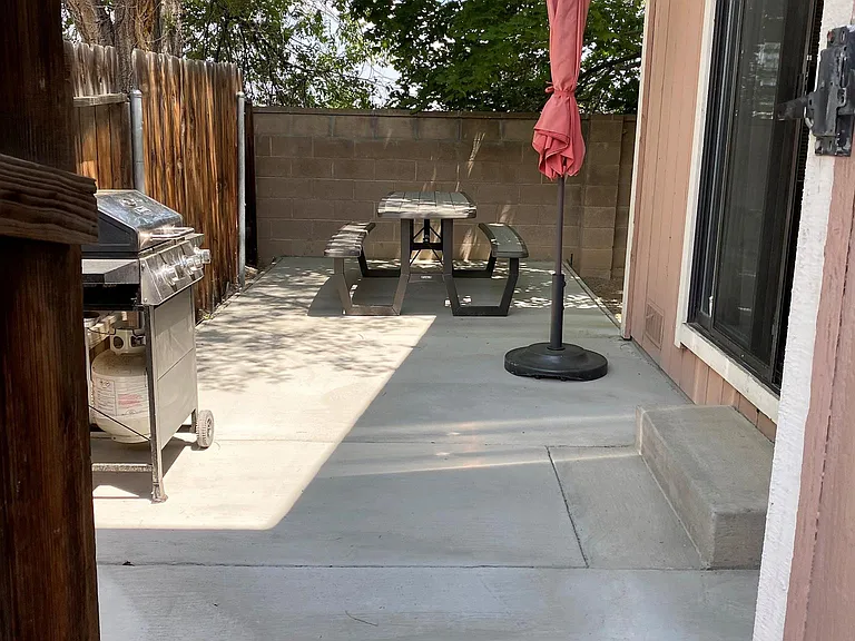 1940 Sierra Highlands Dr — Photo 34