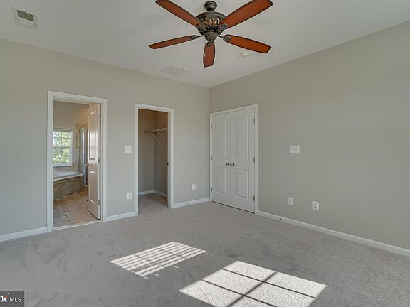 3rd image of 8943 Screech Owl Ct