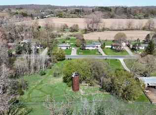 8423 Huron River Dr, Dexter, MI 48130