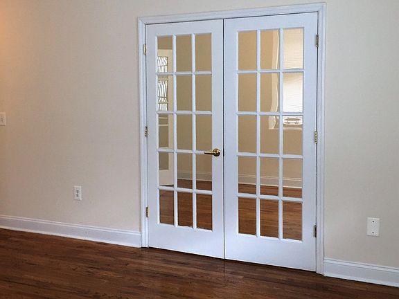 2nd image of 1801 A C Powell Blvd APT 1E