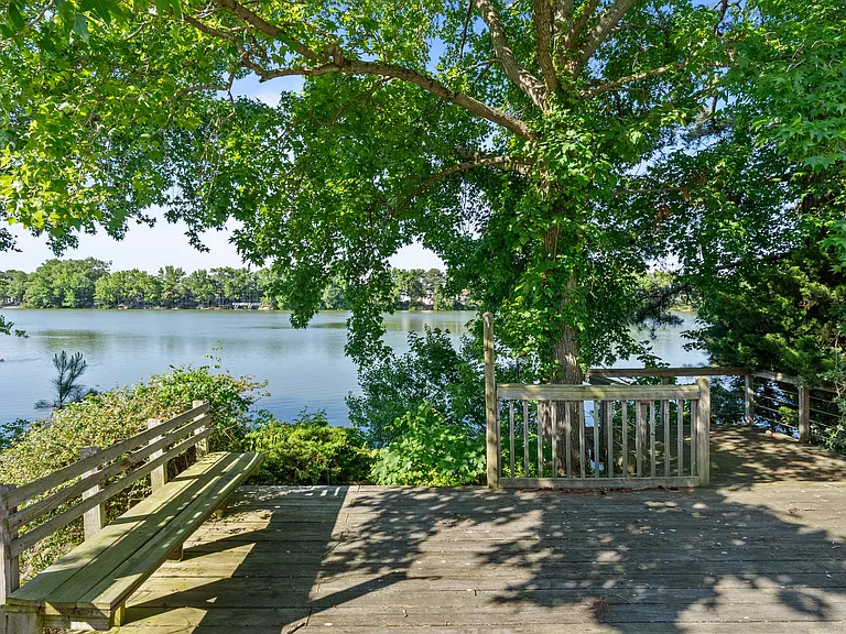 5509 Bulls Bay Dr #1 — Photo 32