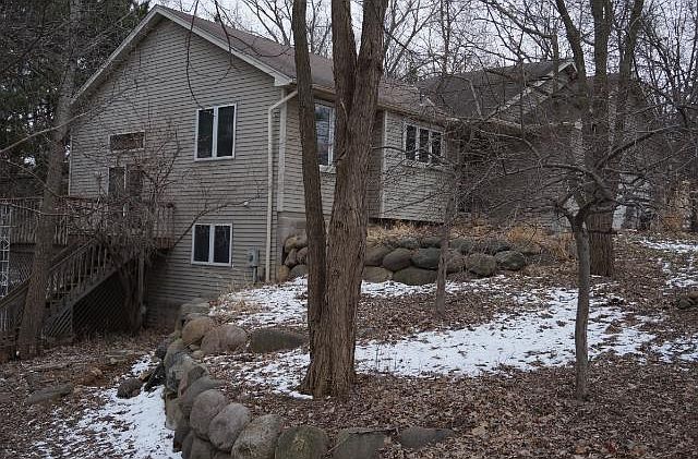 1st image of 2049 Oakridge St