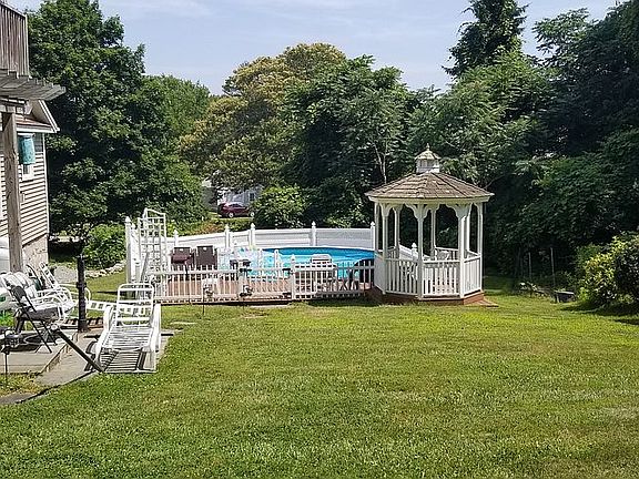 Lg private yard gazebo