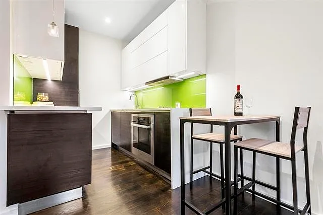Studio, 1.0 bath, 450 sqft, $2,600 — Photo 3