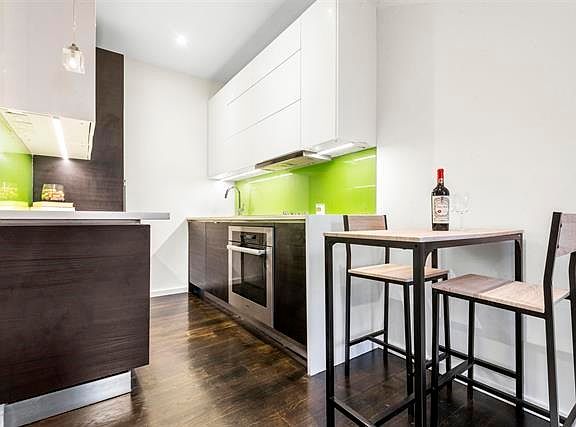 3rd image of 86 Essex St APT 3B