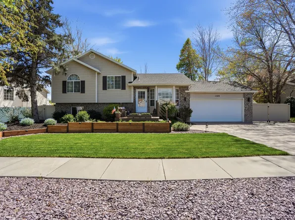 1589 Plum Creek Dr, West Jordan, UT 84088