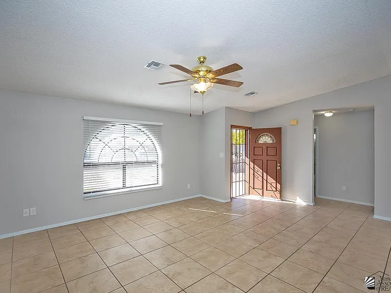 12354 E Calle Maria — Photo 2