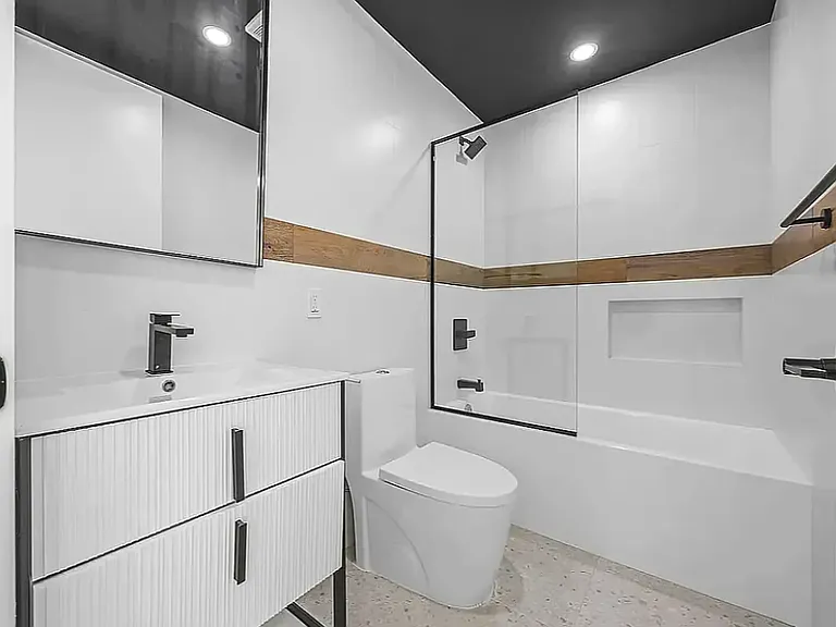 175 Rochester Ave #1D — Photo 9