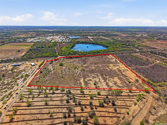 5th image of 14215 Quintana