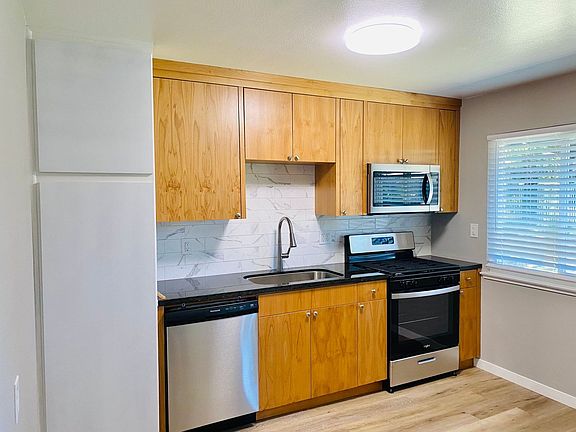 4th image of 837 Sequoyah Ave #440
