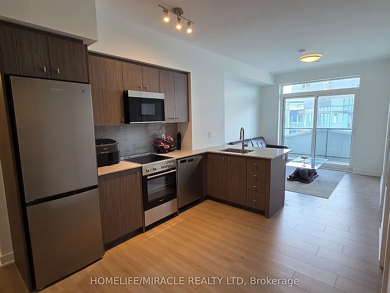 25 Wellington St S #3008 — Photo 14