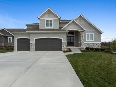 20600 W 109th Ter, Olathe, KS, 66061