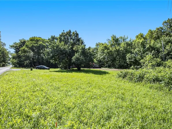 1111 W 20th St, Pittsburg, KS 66762