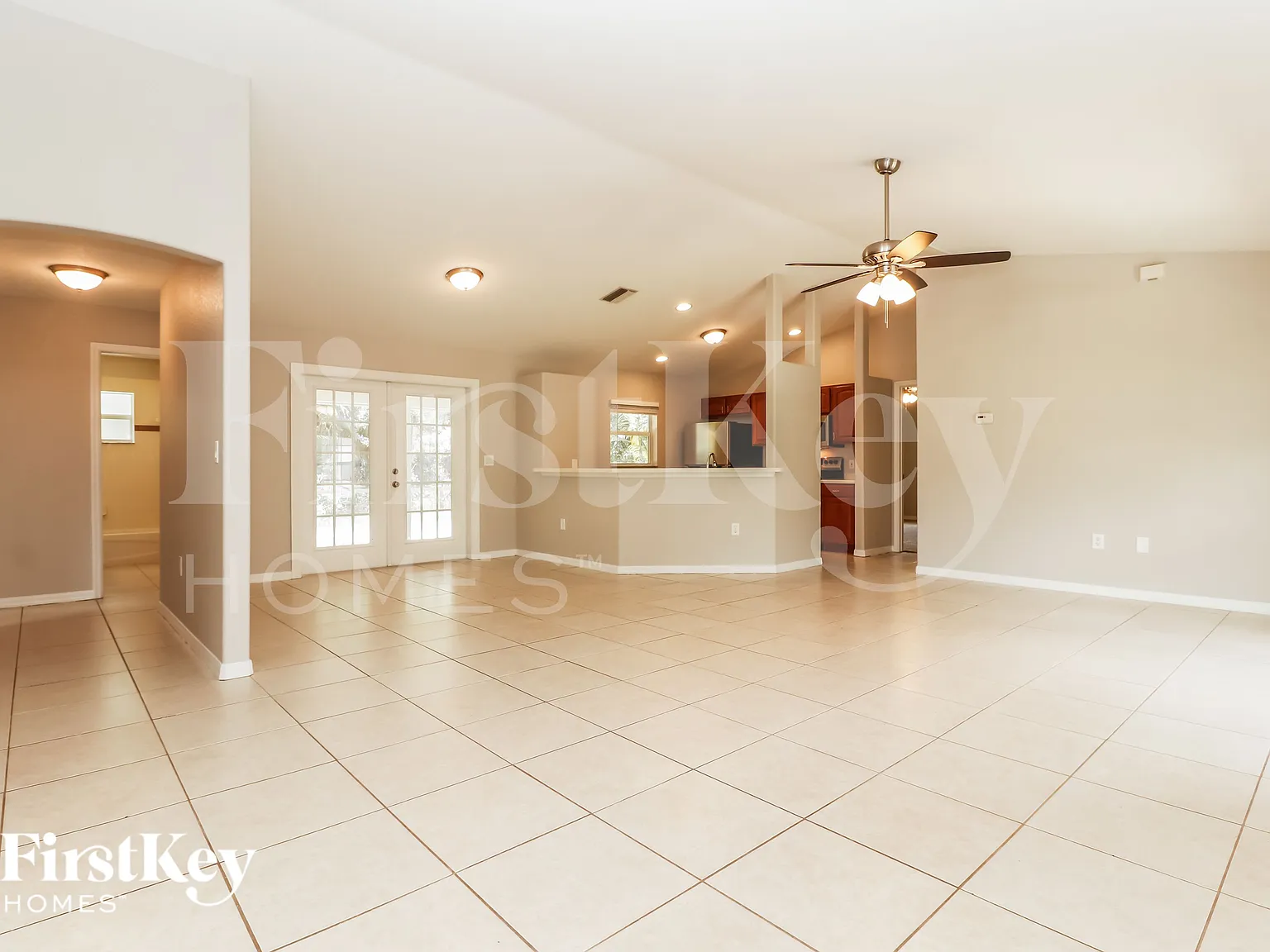 3 bed, 2.0 bath, 1562 sqft, $1,625 — Photo 3