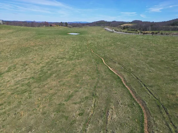 Lead Mine Rd, Hiwassee, VA 24347