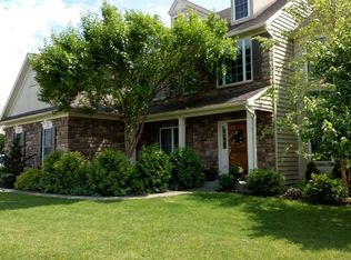 1408 Fieldstone Rd, Sinking Spring, PA 19608