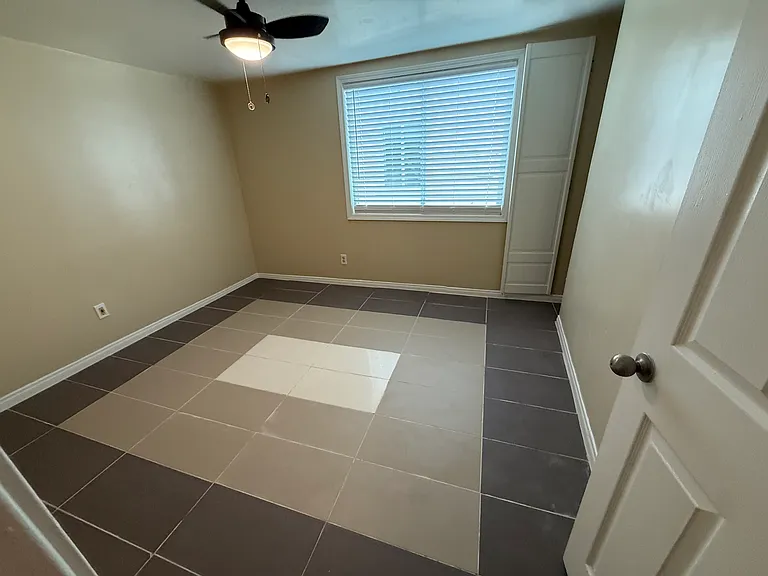 4862 Palm Ave — Photo 25
