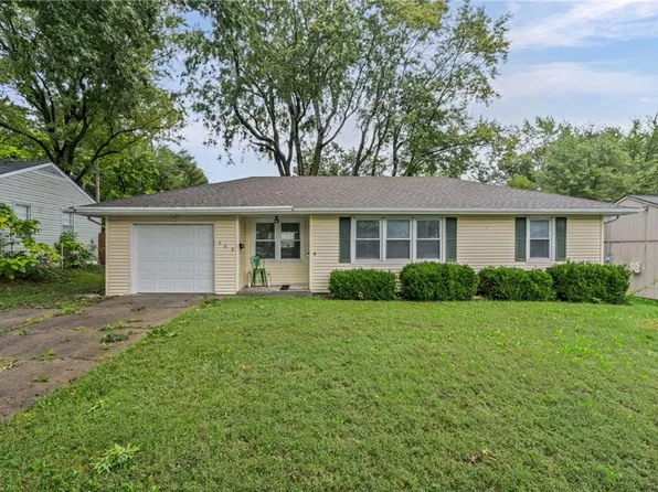 509 NW Central St, Lees Summit, MO 64063