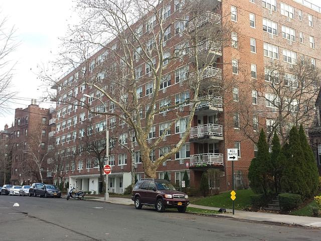 1st image of 172-70 Highland Ave #7R