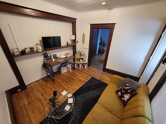2nd image of 519 N 2nd Ave