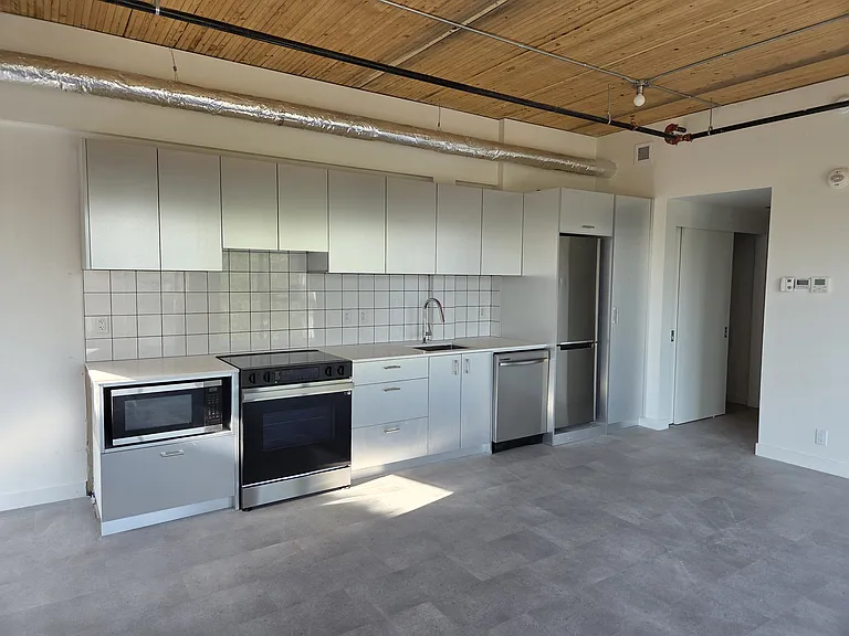 606 Confluence Way SE — Photo 5