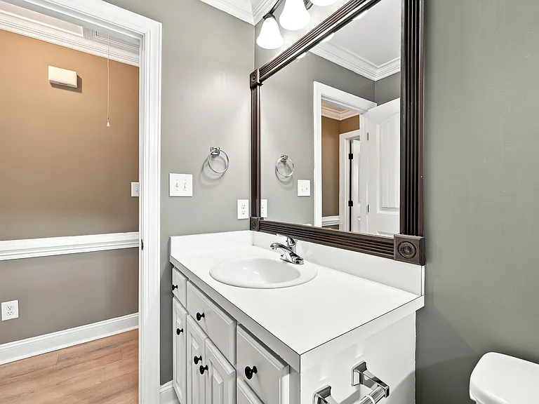 2517 Sawgrass Dr — Photo 15