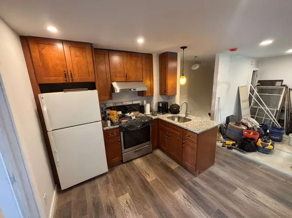 6253 N 5th St APT B, Philadelphia, PA 19120